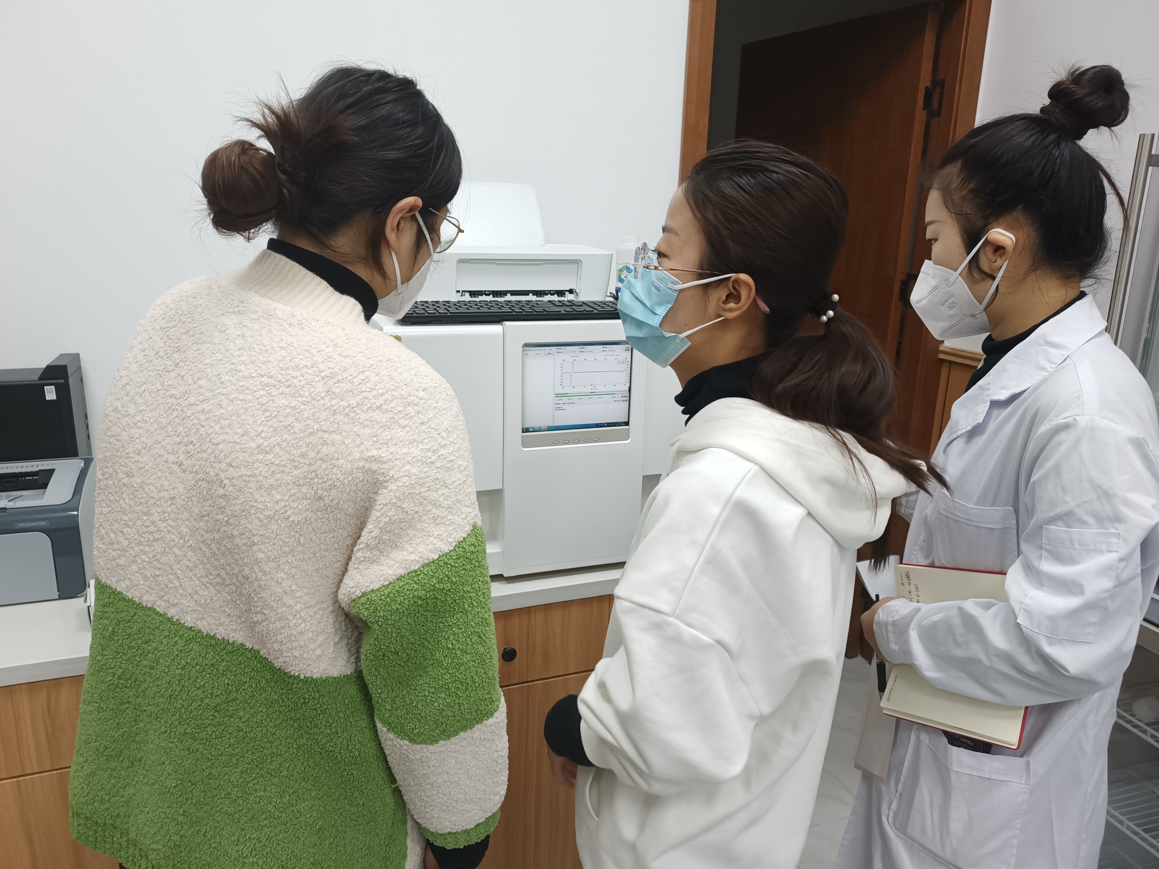 山东国康GK-1全自动星空体育器亮相甘肃兰州城关区雁南街道社区卫生服务中心！