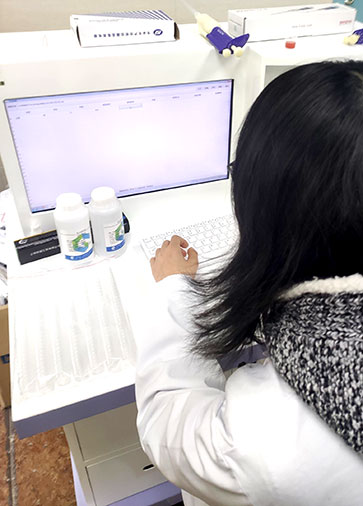 山东国康提示判别医用药店微量元素检测仪厂家实力的三个技巧有哪些?